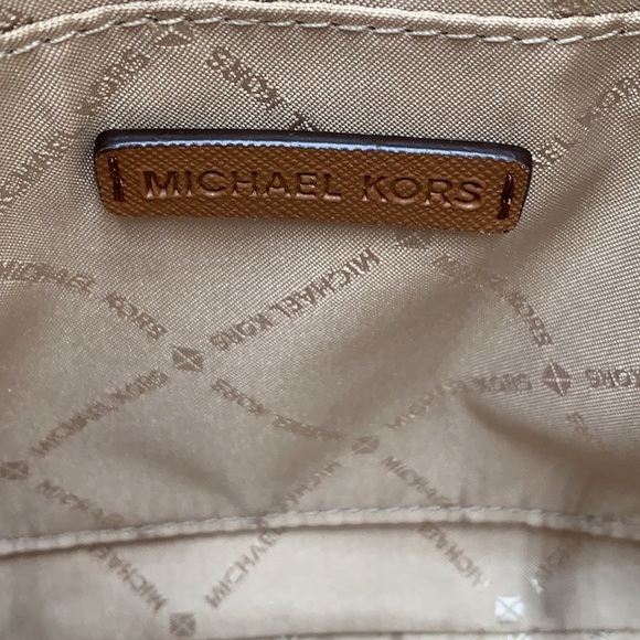 Michael Kors Medium Dome Xcross Xbody Bag
Color: Marigold Multi - Picture 12 of 15